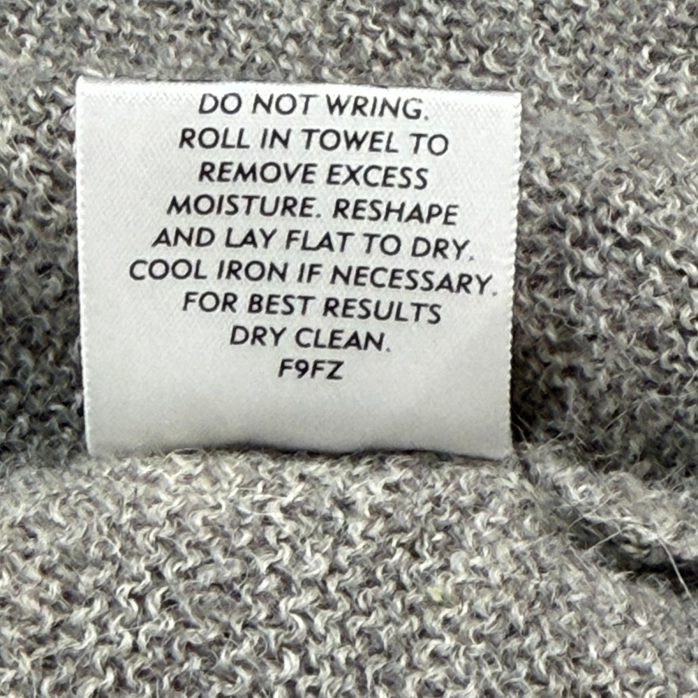 Eileen Fisher 100% Alpaca Sweater Tunic Top XS Gray Minimal Sleeveless Knit Tank - Picture 7 of 8